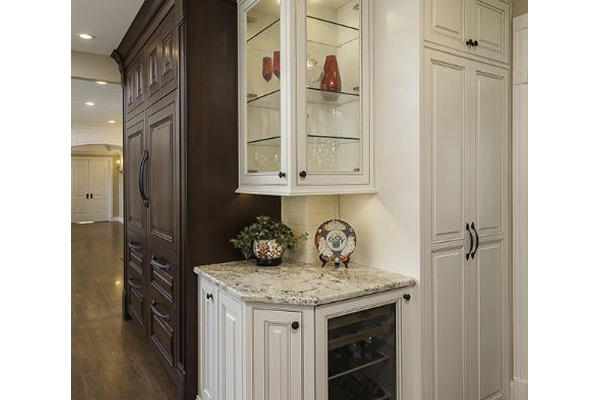 Mouser Cabinetry Marketing Superior Products
